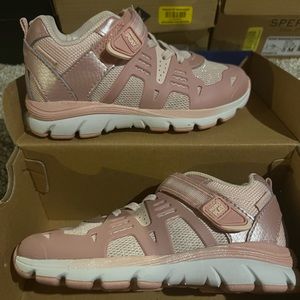 New, In Box Girls 13 pink and silver shoes.
